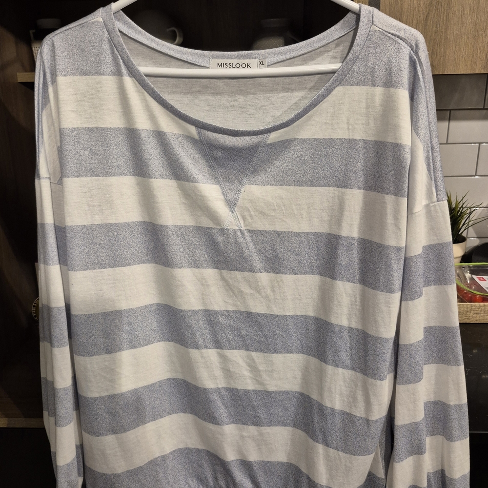 MISSLOOK Blue and White Striped Top
